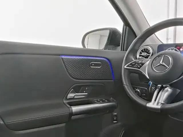 Mercedes-Benz GLA 180