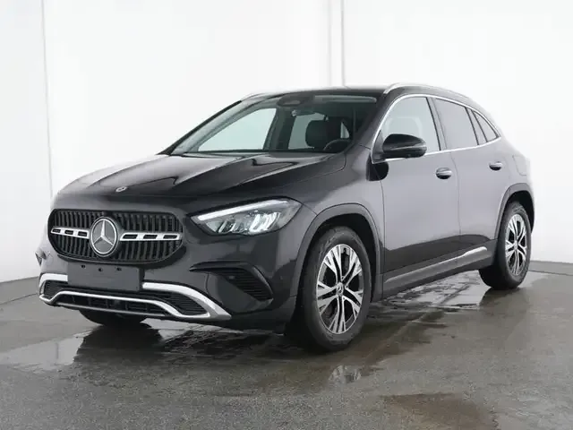 Mercedes-Benz GLA 180