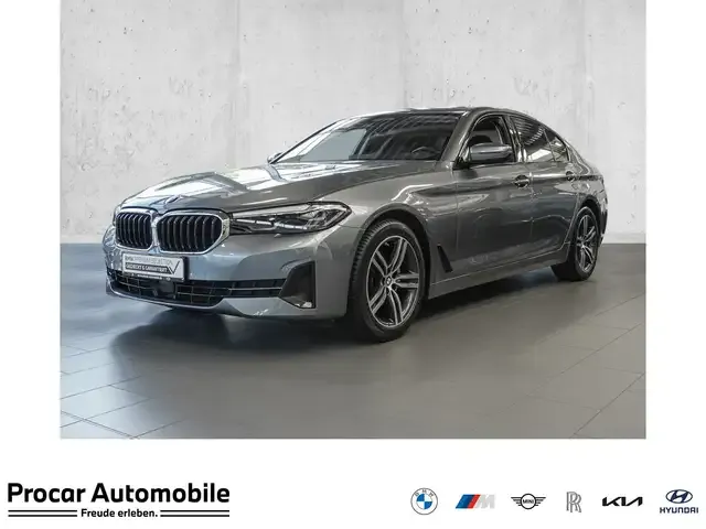 BMW 520