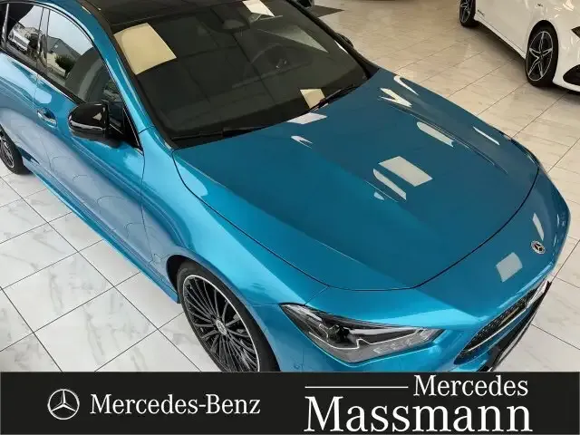 Mercedes-Benz CLA 200