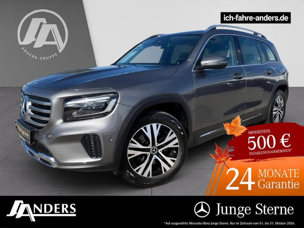 Mercedes-Benz GLB 220