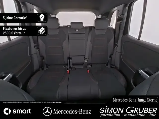 Mercedes-Benz EQB 350