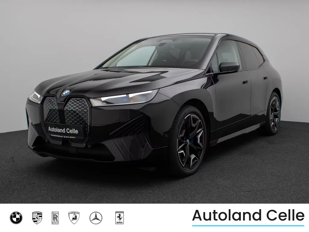 BMW iX