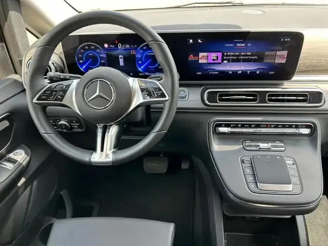 Mercedes-Benz EQV 300