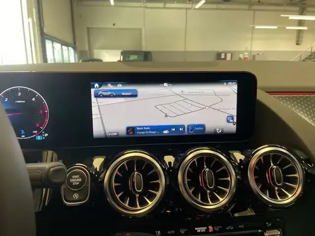 Mercedes-Benz GLA 180