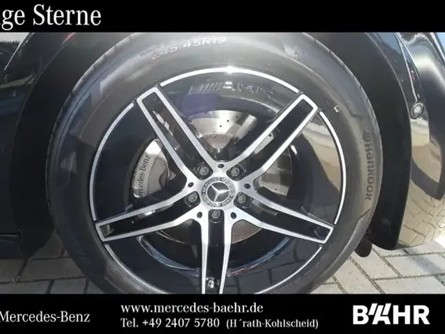 Mercedes-Benz E 200