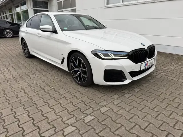 BMW 545