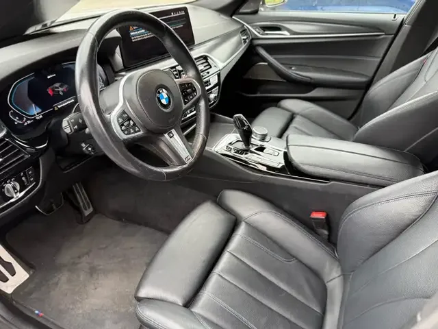 BMW 545