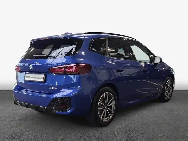 BMW 223