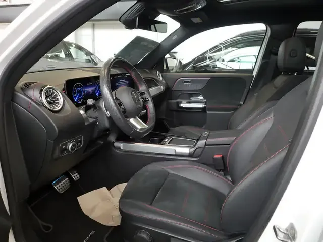 Mercedes-Benz EQB 250