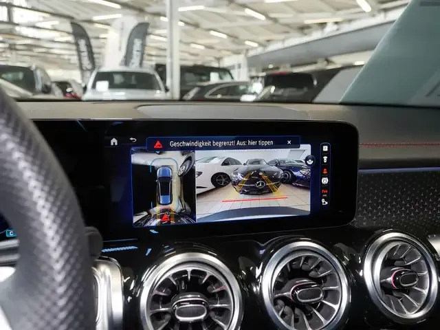 Mercedes-Benz EQB 250