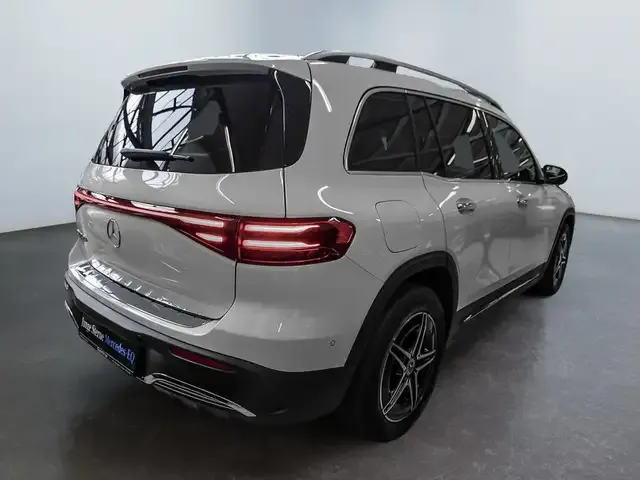 Mercedes-Benz EQB 250