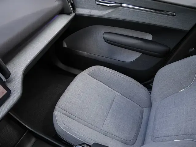 Volvo EX30