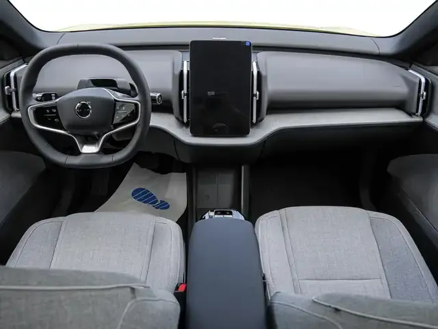 Volvo EX30