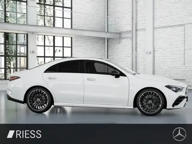 Mercedes-Benz CLA 200