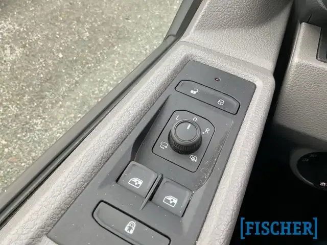 Volkswagen T6.1 Caravelle