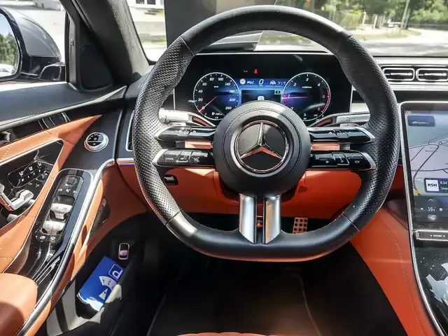 Mercedes-Benz S 400