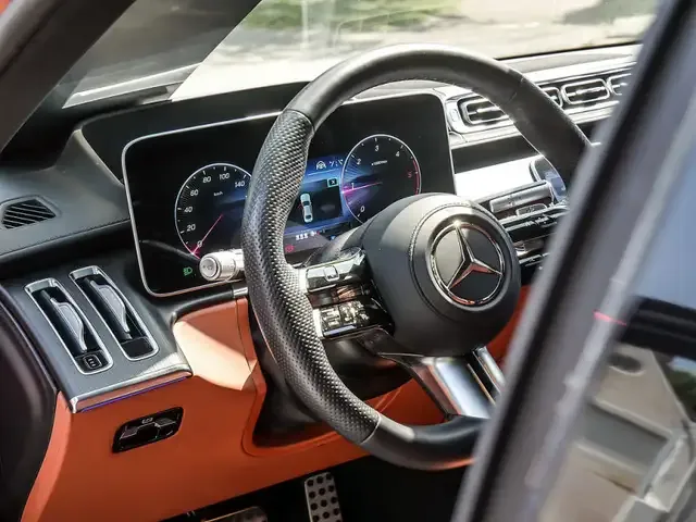 Mercedes-Benz S 400