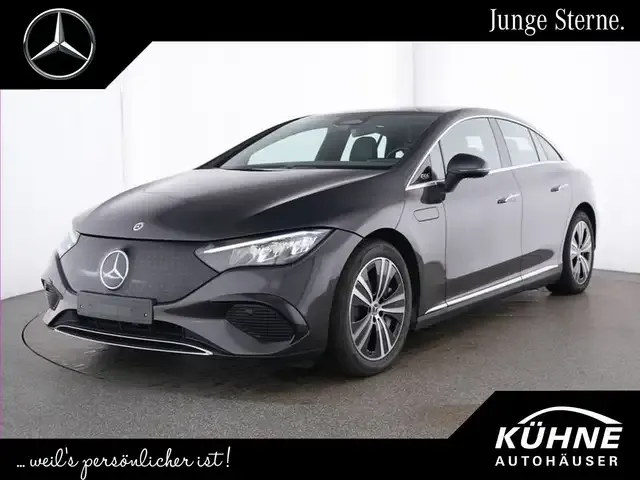 Mercedes-Benz EQE 300