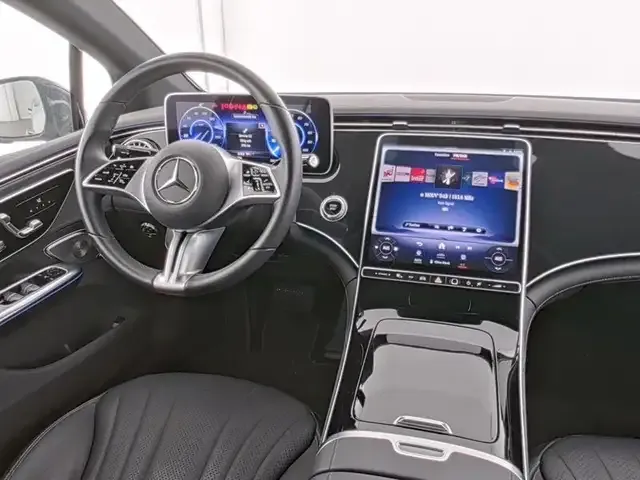 Mercedes-Benz EQE 300