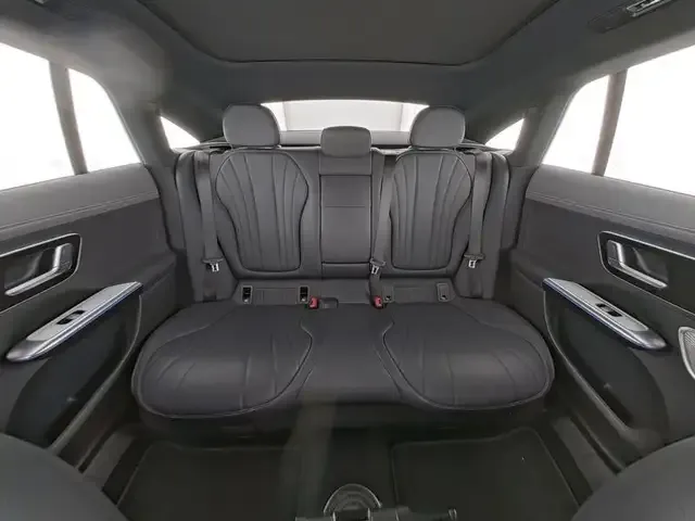 Mercedes-Benz EQE 300