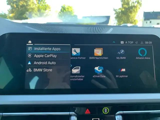 BMW 330
