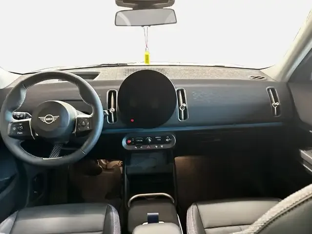 MINI Countryman C