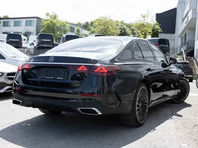 Mercedes-Benz E 200