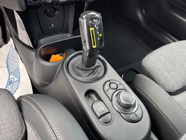 MINI Cooper SE