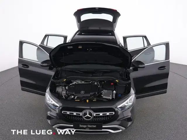 Mercedes-Benz GLA 200