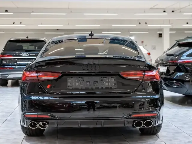 Audi S5