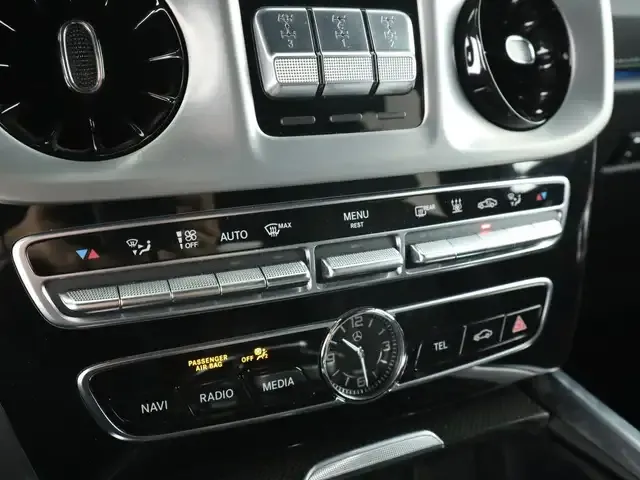 Mercedes-Benz G 400