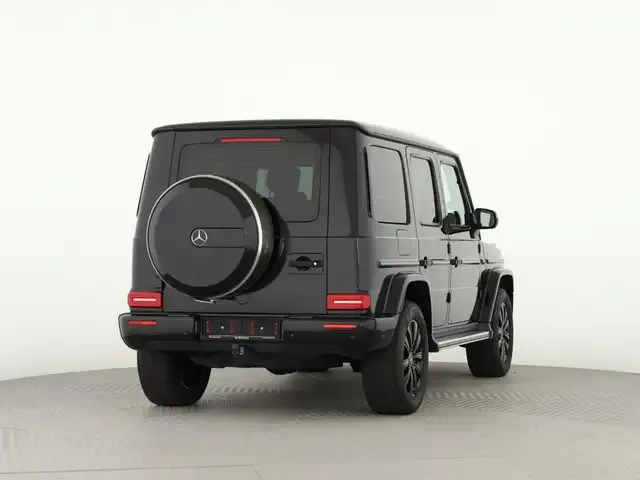 Mercedes-Benz G 400