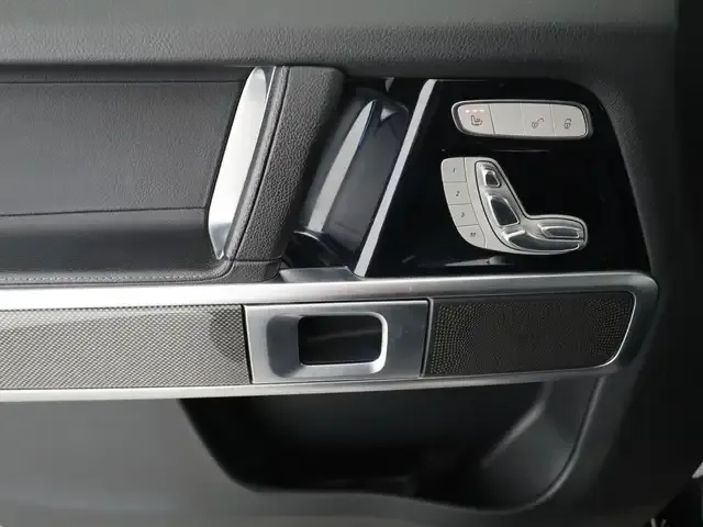 Mercedes-Benz G 400