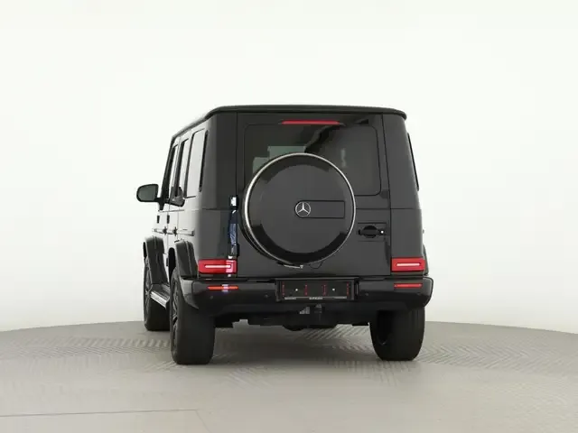 Mercedes-Benz G 400