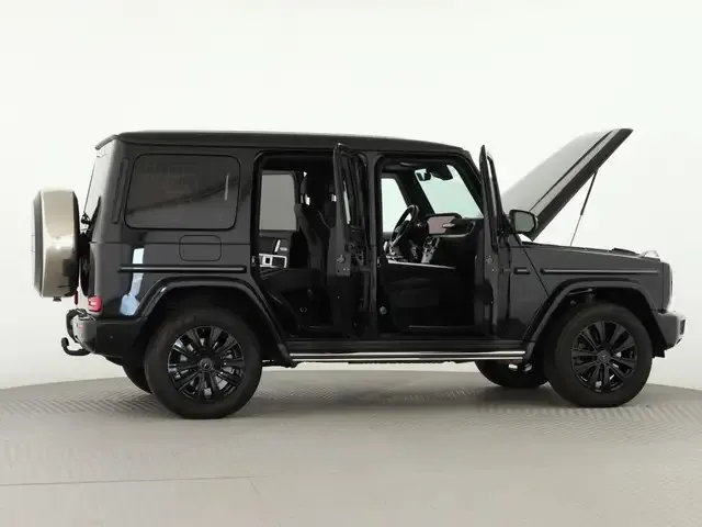 Mercedes-Benz G 400