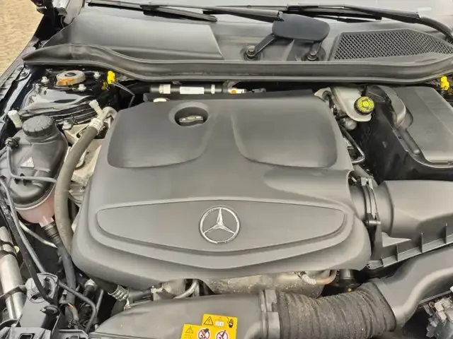 Mercedes-Benz CLA 180