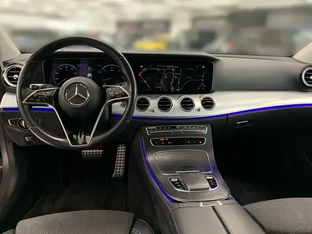 Mercedes-Benz E 400
