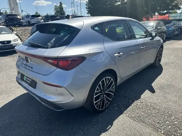 CUPRA Leon