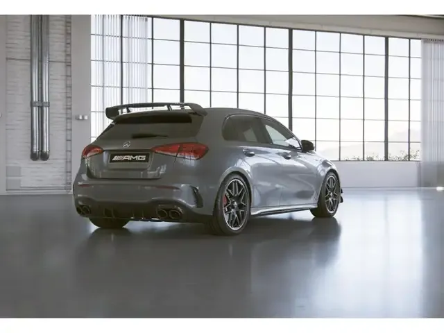 Mercedes-Benz A 45 AMG