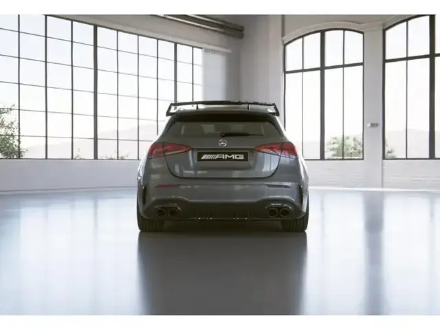 Mercedes-Benz A 45 AMG