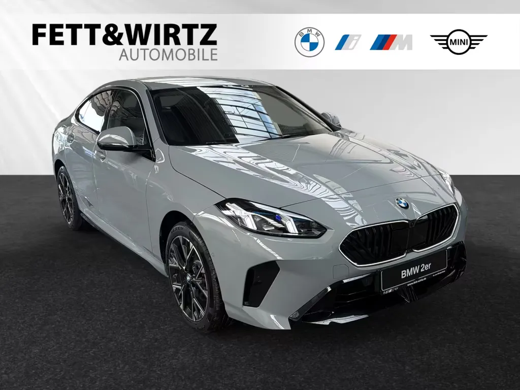 BMW 220