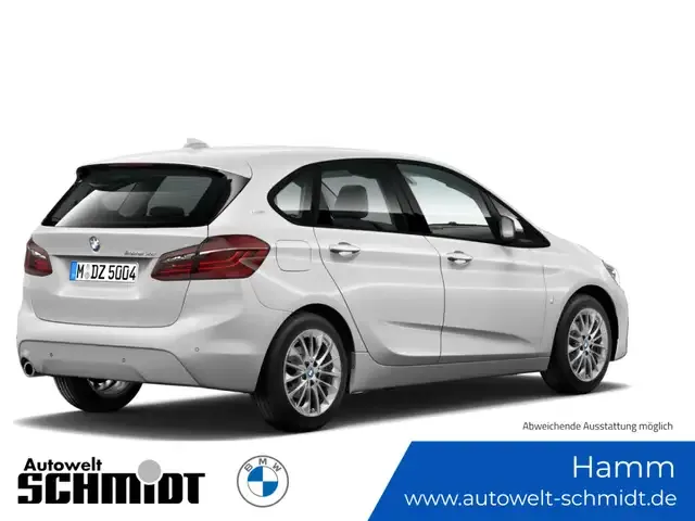 BMW 225