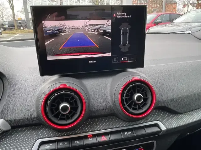 Audi SQ2