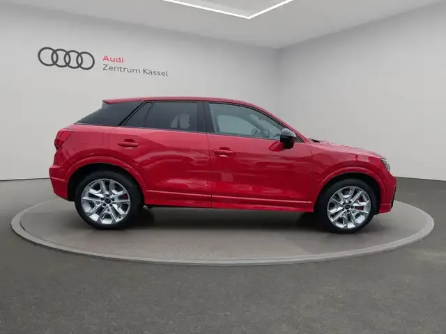 Audi SQ2