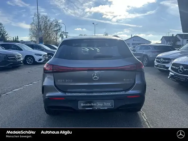 Mercedes-Benz EQA 300