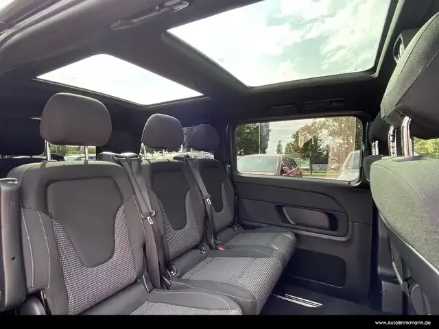 Mercedes-Benz V 250