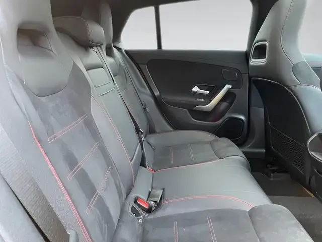 Mercedes-Benz CLA 220