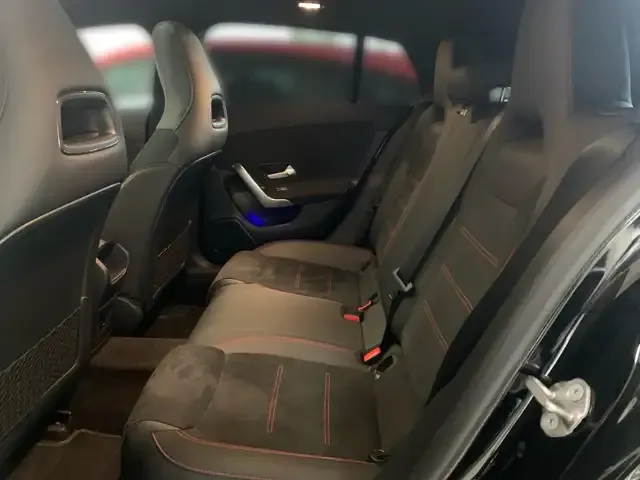 Mercedes-Benz CLA 220