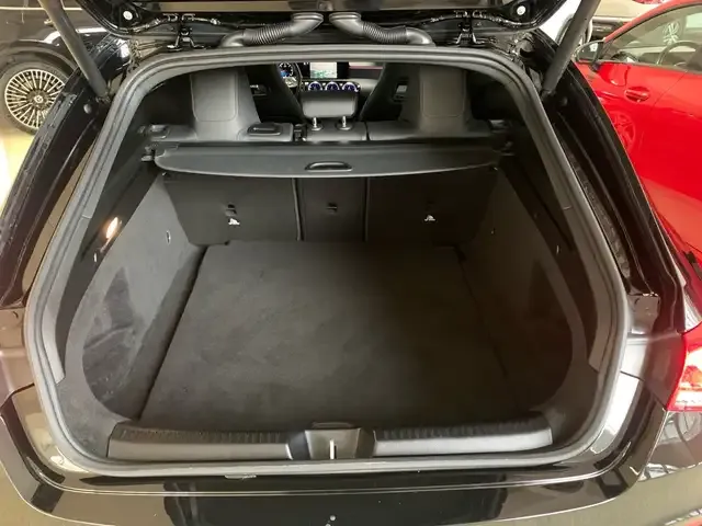 Mercedes-Benz CLA 220